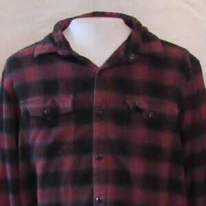 DKota Grizzly Red & Black Flannel Size XL 100% Cotton Snap Closures EUC